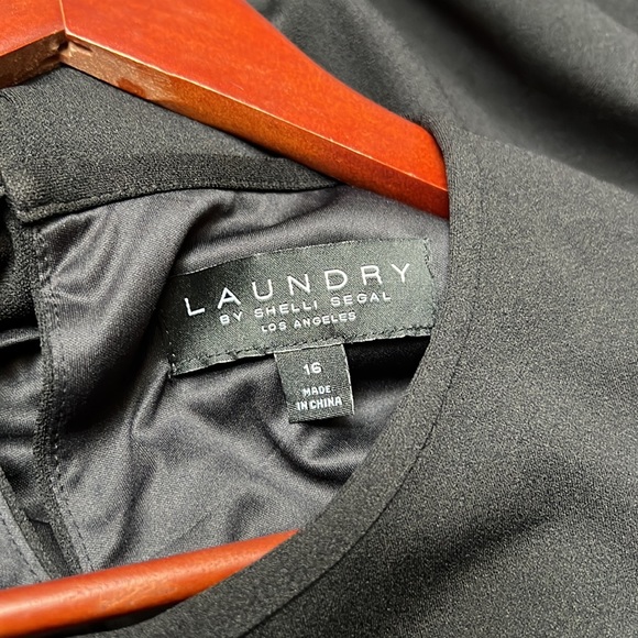 NWT Laundry by Shelli Segal Cutout Black Sheath Dress, Size 16 - Picture 13 of 13